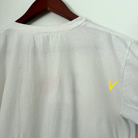 4/$20 The Walking Dead Zombie T-shirt - Picture 6 of 8